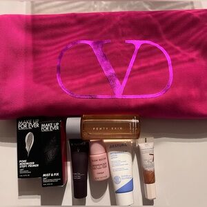 Bundle makeup with tote